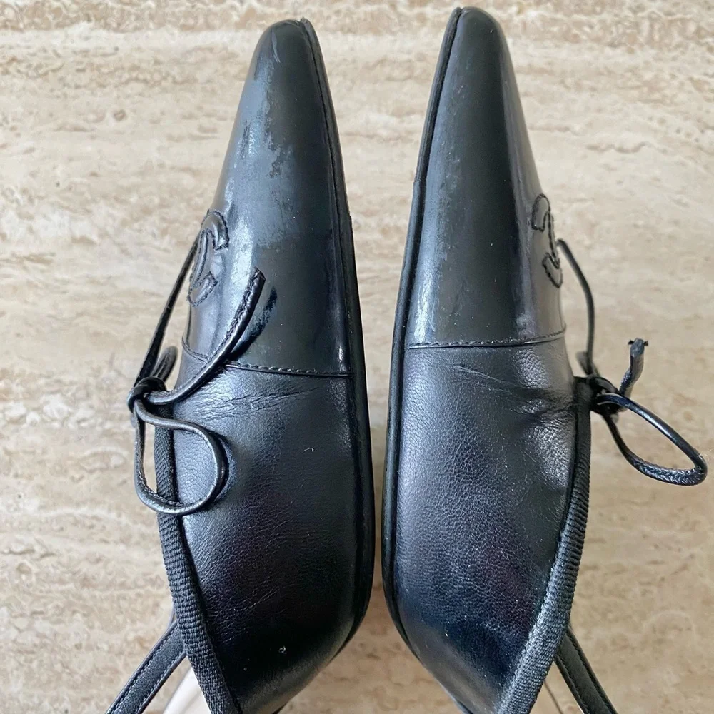 Vintage Chanel CC Bow Cap Toe Slingback Heels - Picture 8 of 11